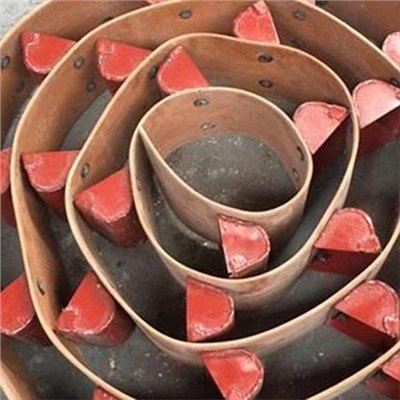 Korčekový dopravníkový pás